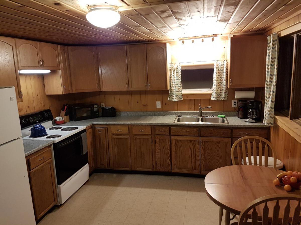 Northwoods Cottage Bed And Breakfast Fairbanks Exterior photo